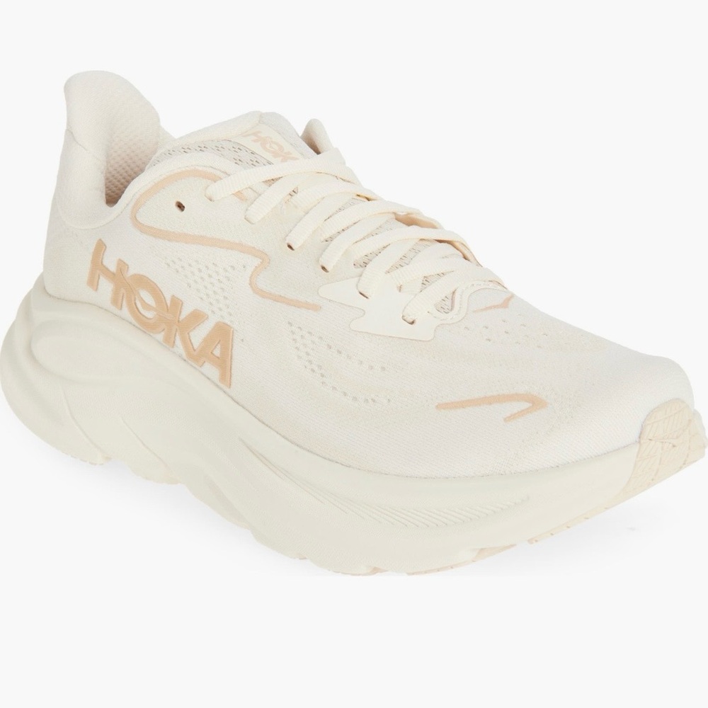 Hoka Clifton 10 running shoes. Size 7. Vanilla/birch color